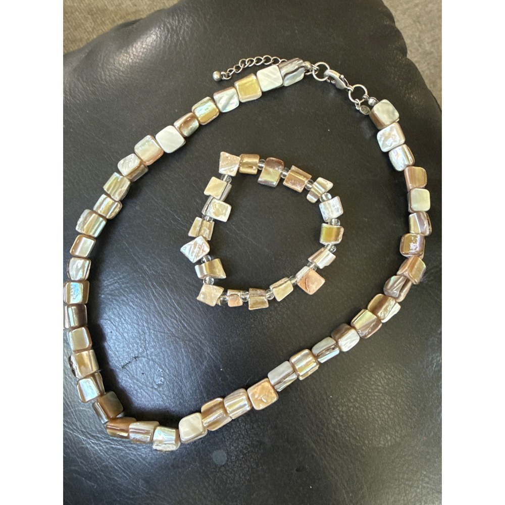 Premiere Design Vintage Mother of Pearl Shell Bead Necklace and Bracelet Set